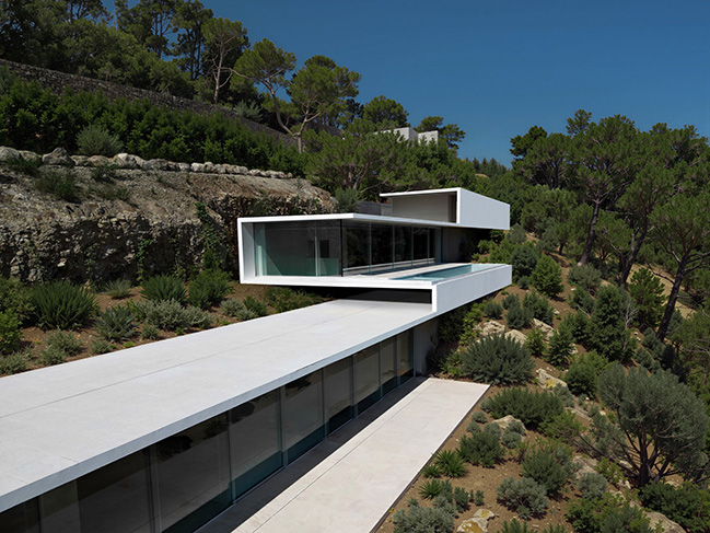 House in Ibiza by Fran Silvestre Arquitectos