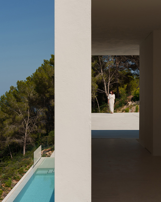House in Ibiza by Fran Silvestre Arquitectos