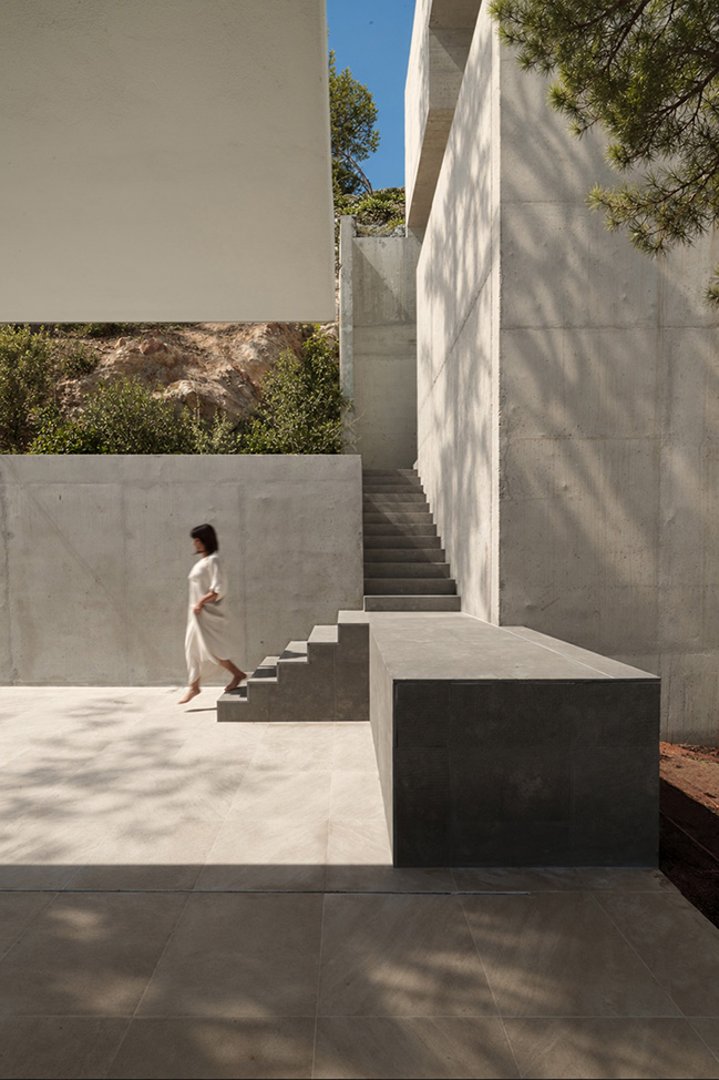 House in Ibiza by Fran Silvestre Arquitectos