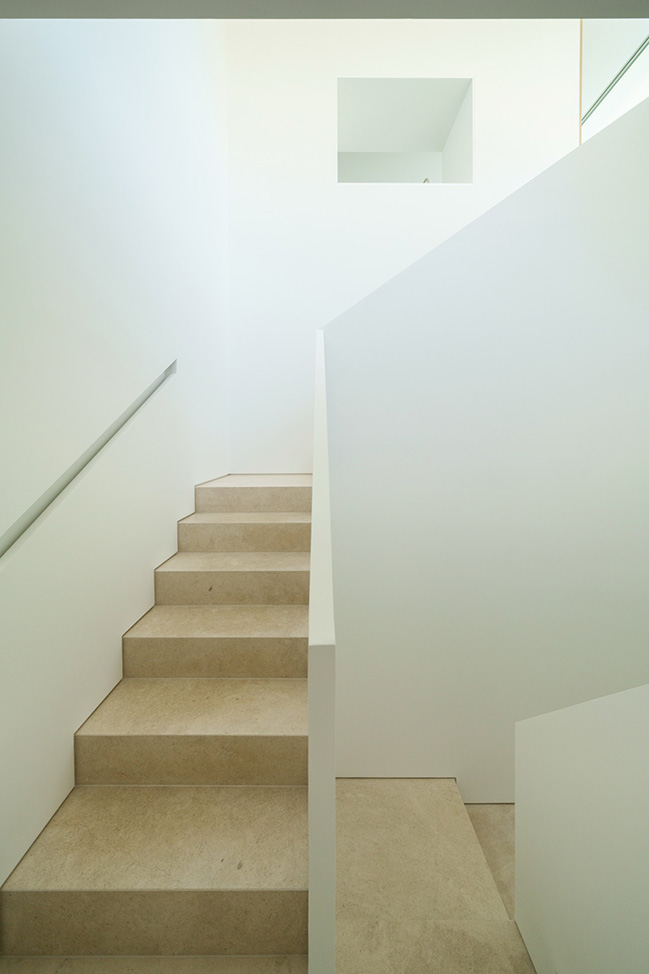 House in Ibiza by Fran Silvestre Arquitectos
