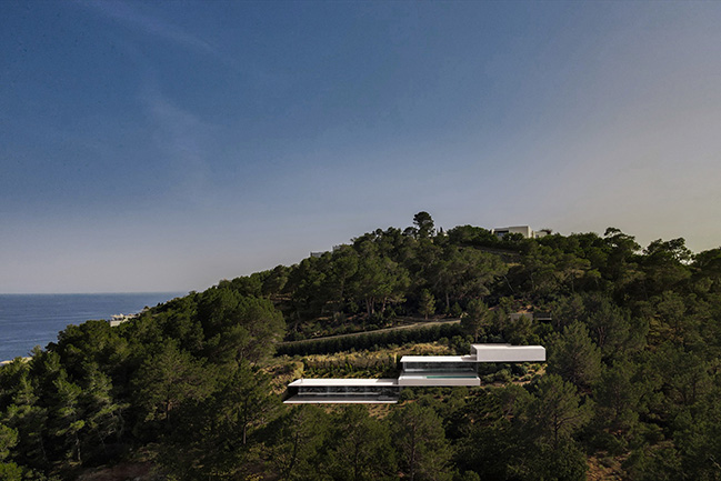 House in Ibiza by Fran Silvestre Arquitectos